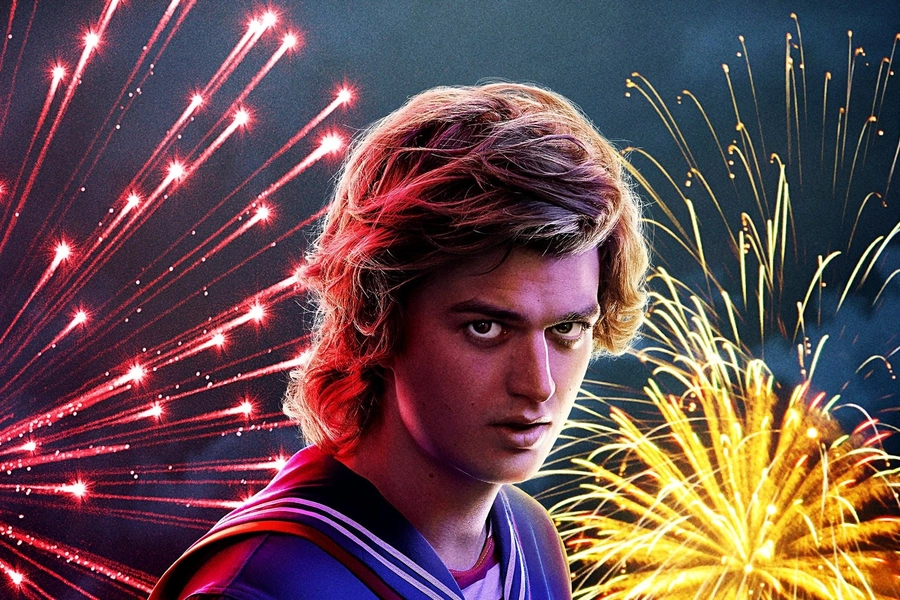 maya-hawke-joe-keery-react