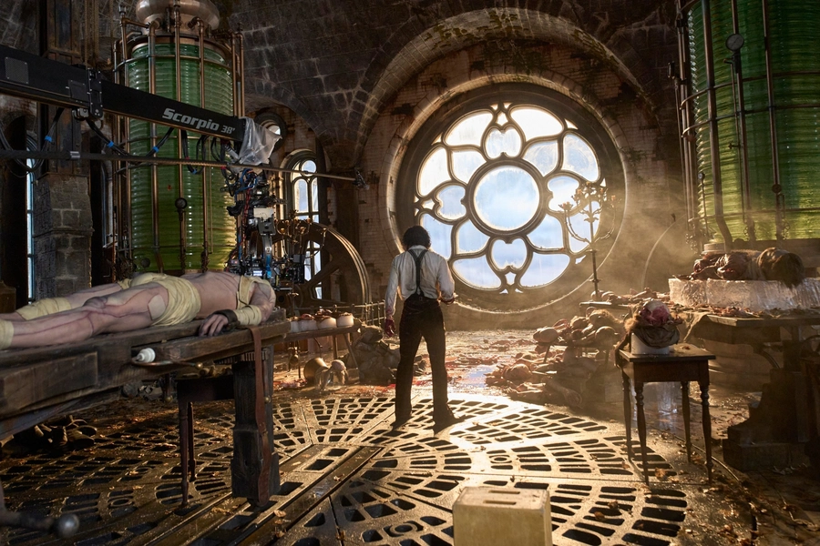 frankenstein-soundtrack-by-alexandre-desplat